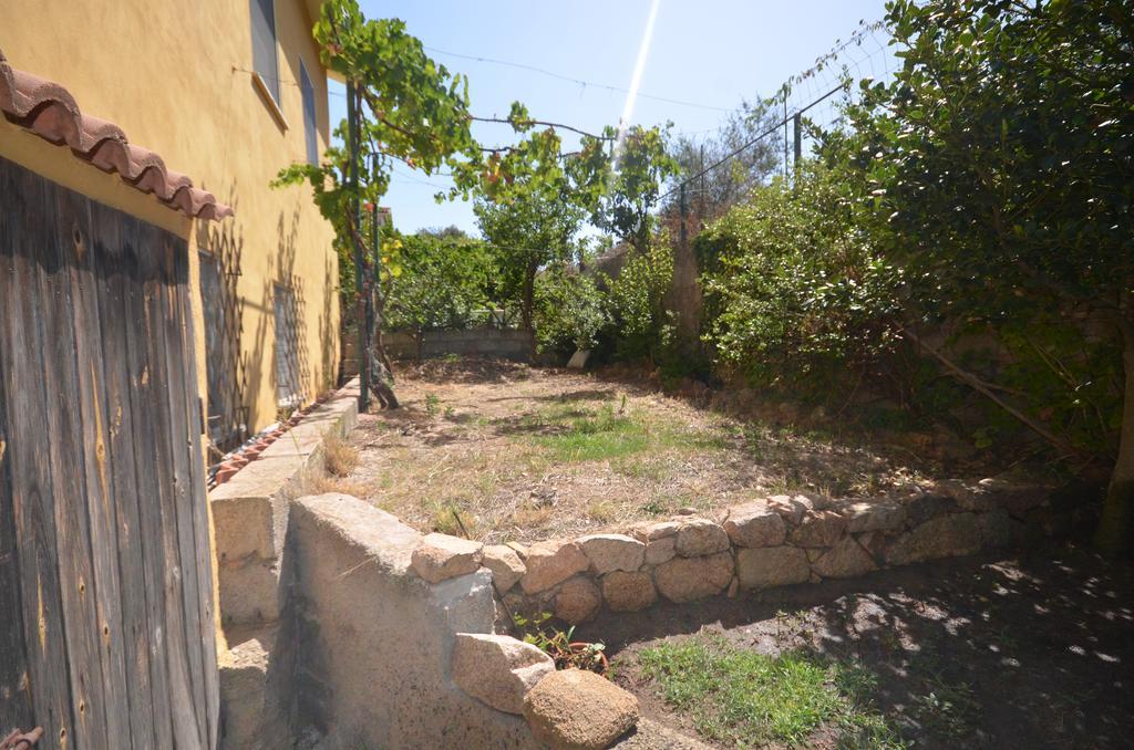 Appartamenti Salusai Trinita d'Agultu e Vignola Exterior photo